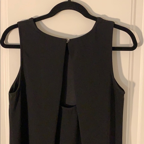 Black dress - Picture 4 of 5